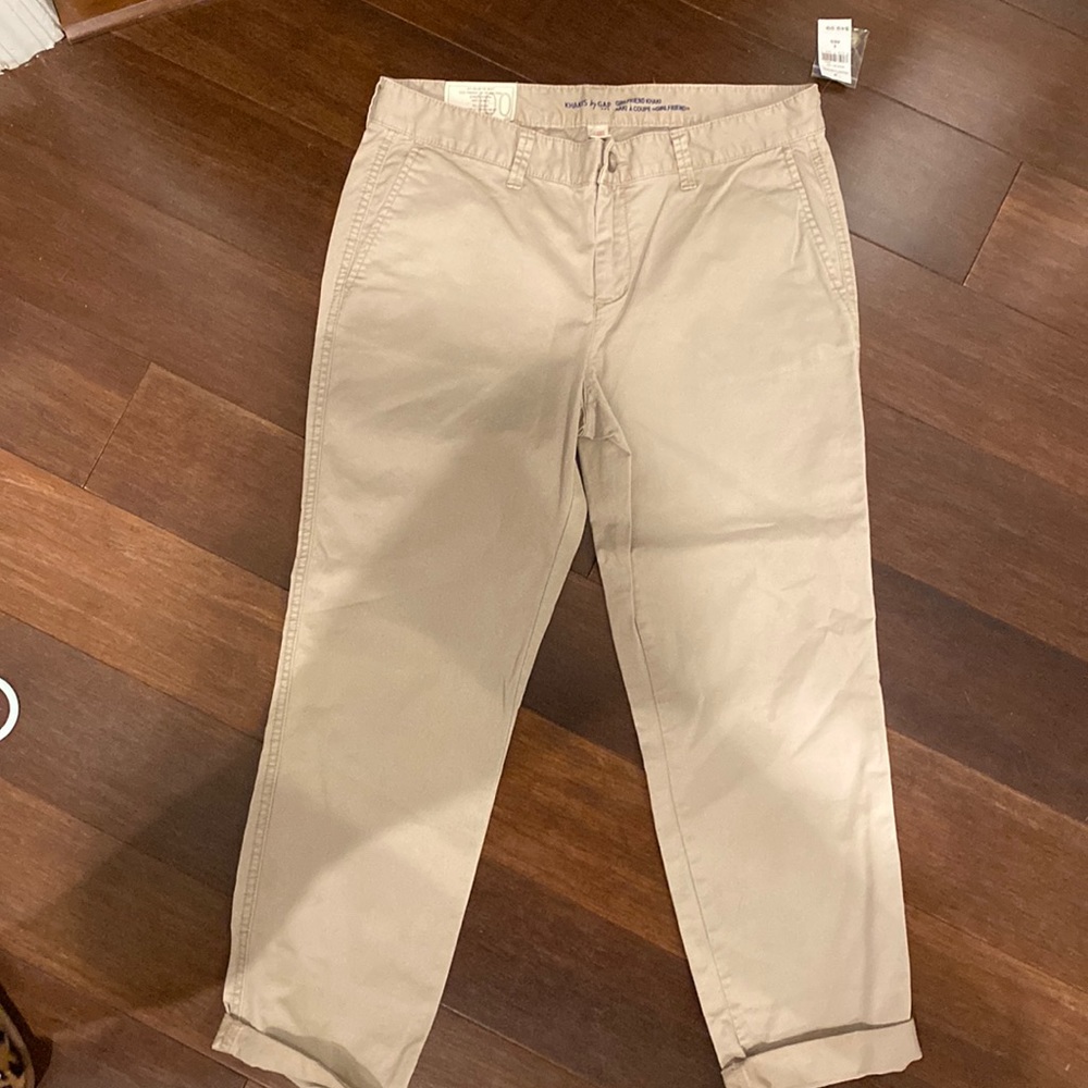 New with tags gap girlfriend chino